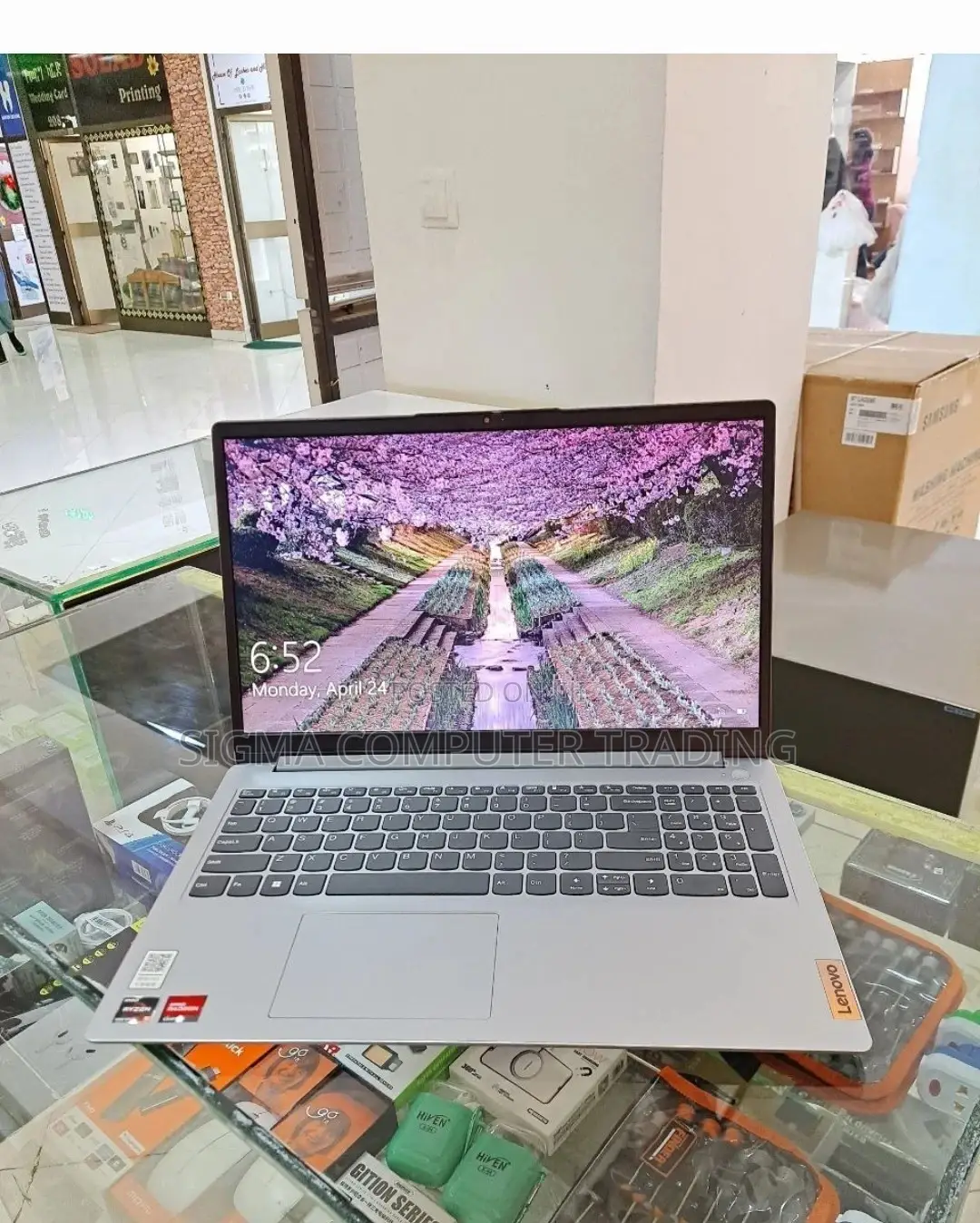 New Laptop Lenovo Ideapad 3 16GB AMD Ryzen 5 SSD 512GB