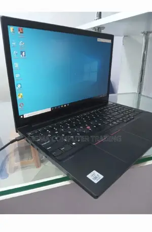 Photo - New Laptop Lenovo ThinkPad Yoga 8GB Intel Core I7 SSD 256GB