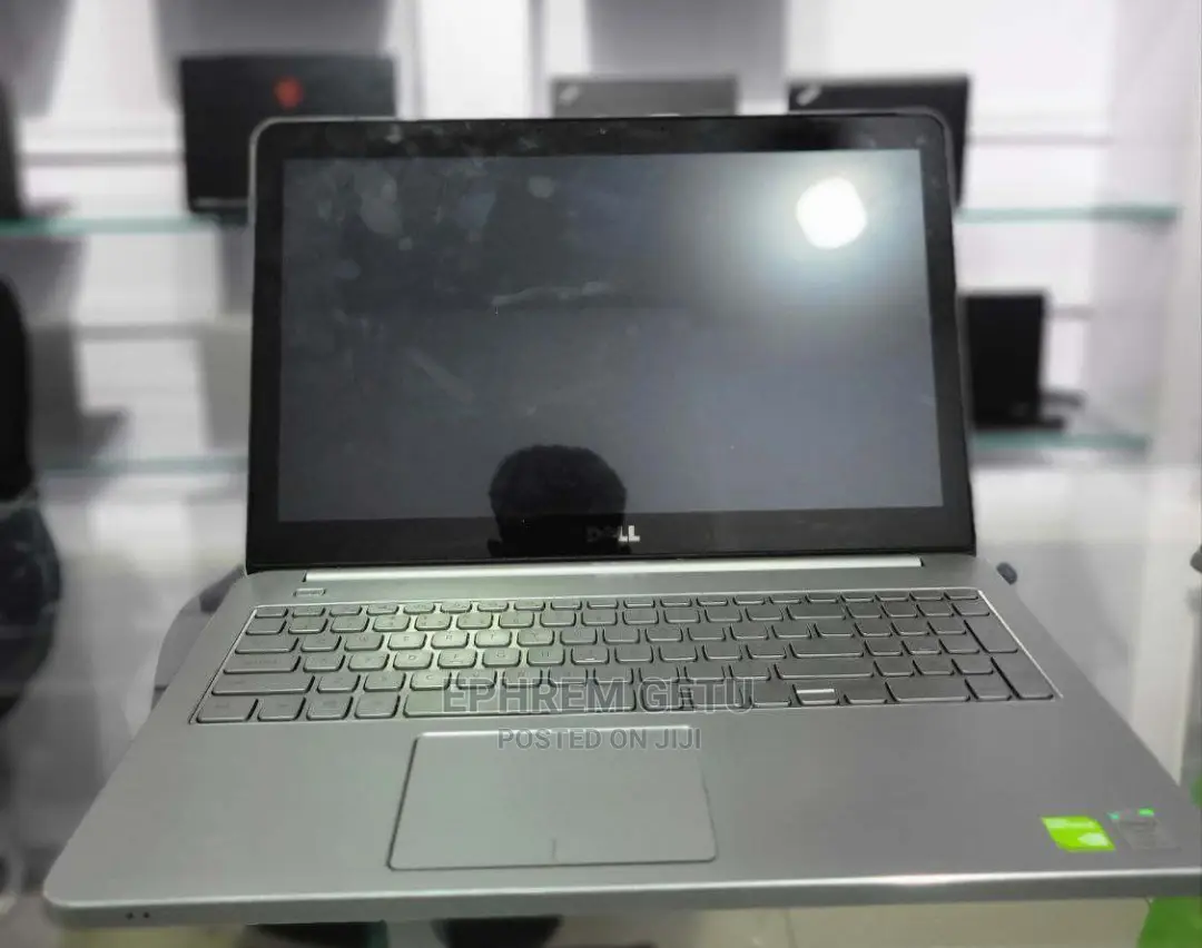 New Laptop Dell Inspiron 15 8GB Intel Core I7 SSD 512GB