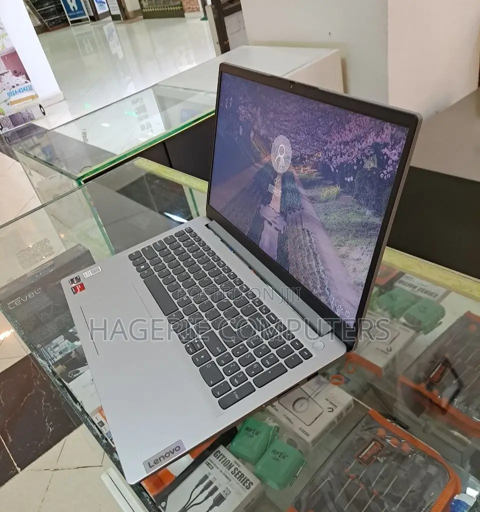 New Laptop Lenovo IdeaPad Flex 15 16GB AMD Ryzen 5 SSD 512GB