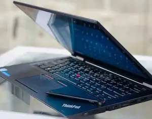 New Laptop Lenovo Yoga 260 8GB Intel Core I5 SSD 512GB