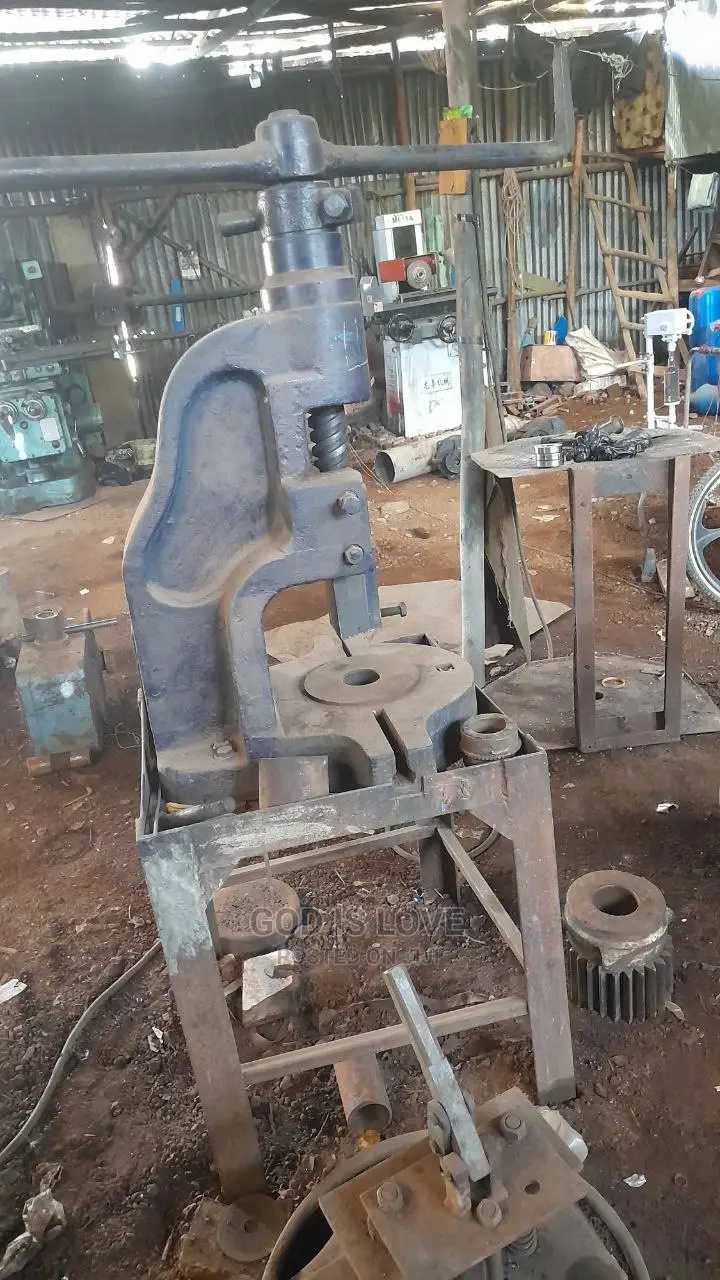 Screw Press እስክሩ ፕረስ