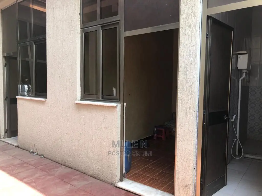 Furnished 6bdrm Villa in ወሰን Villa, Yeka for Sale