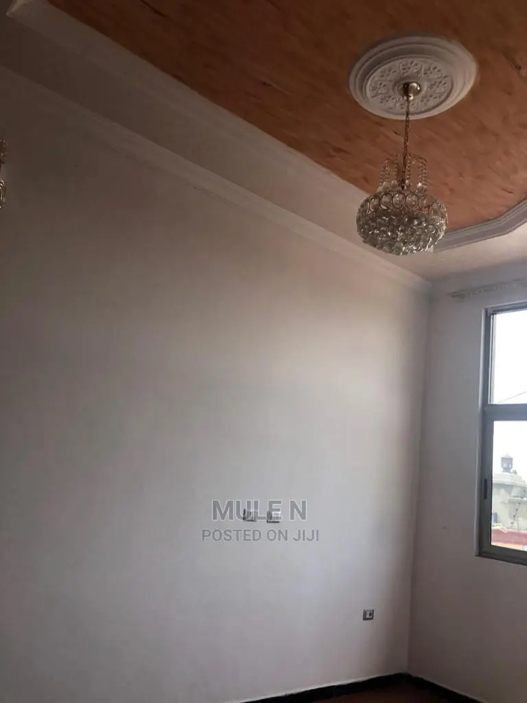 Furnished 6bdrm Villa in ወሰን Villa, Yeka for Sale