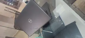 Photo - New Laptop Dell Latitude 7390 8GB Intel Core I7 SSD 256GB