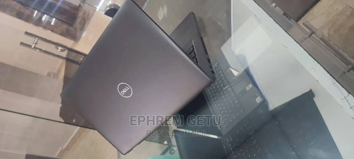 New Laptop Dell Latitude 7390 8GB Intel Core I7 SSD 256GB