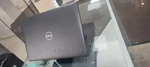 New Laptop Dell Latitude 7390 8GB Intel Core I7 SSD 256GB