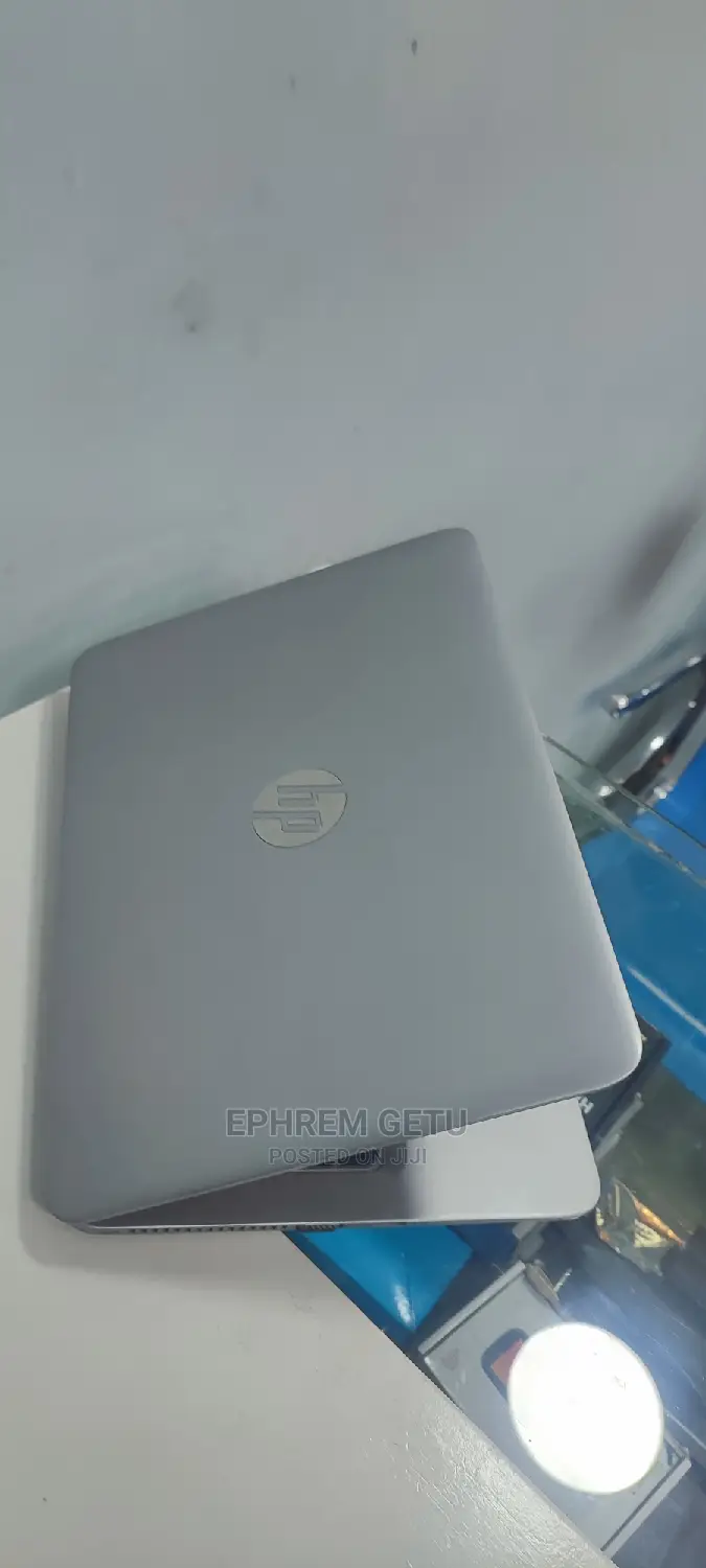 New Laptop HP EliteBook 820 G4 8GB Intel Core I5 HDD+SSD 256GB