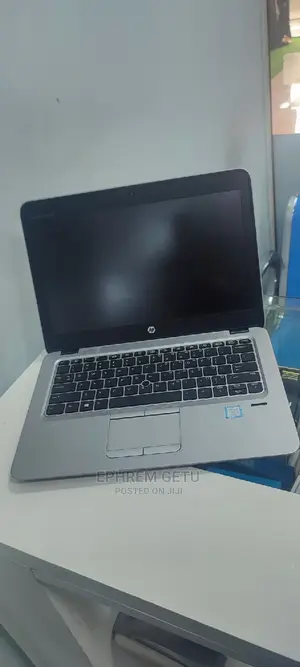 New Laptop HP EliteBook 820 G4 8GB Intel Core I5 HDD+SSD 256GB