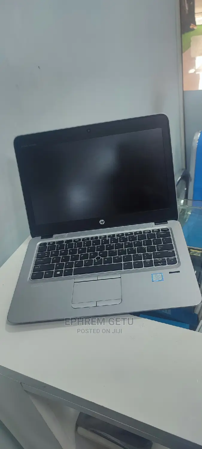 New Laptop HP EliteBook 820 G4 8GB Intel Core I5 HDD+SSD 256GB