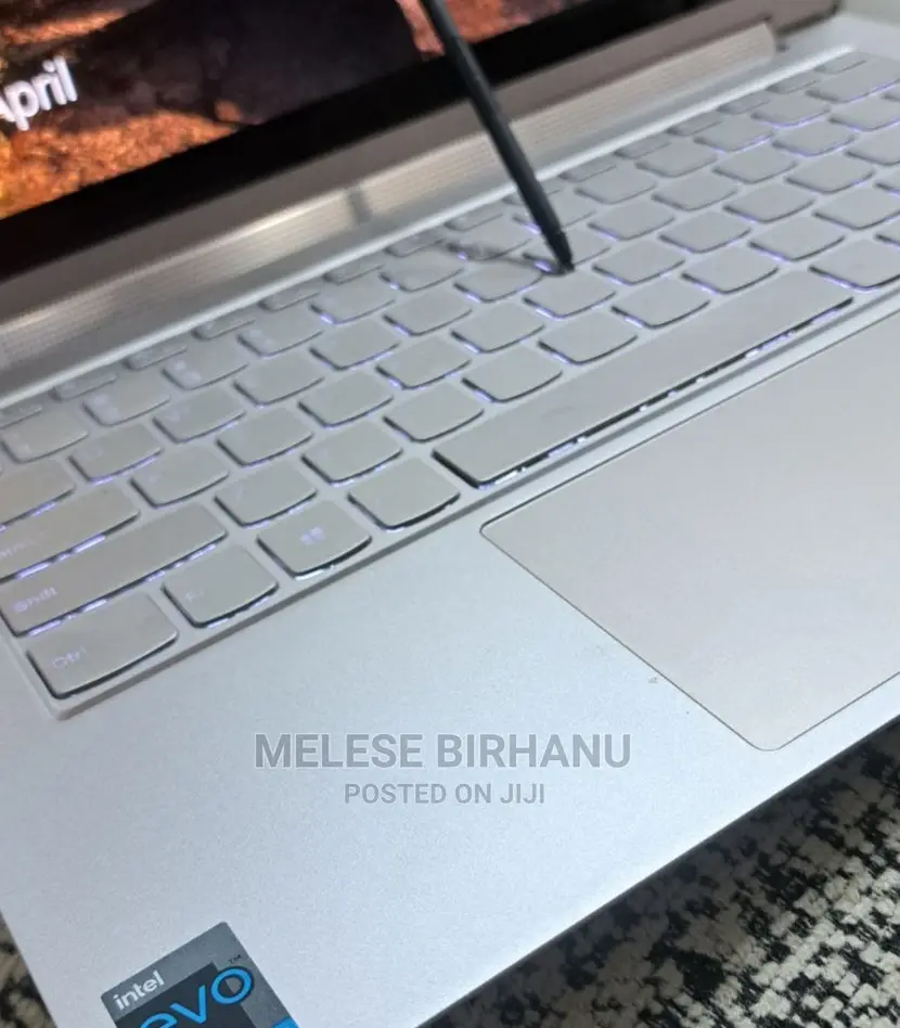 New Laptop Lenovo ThinkPad Yoga 16GB Intel Core I7 SSD 512GB