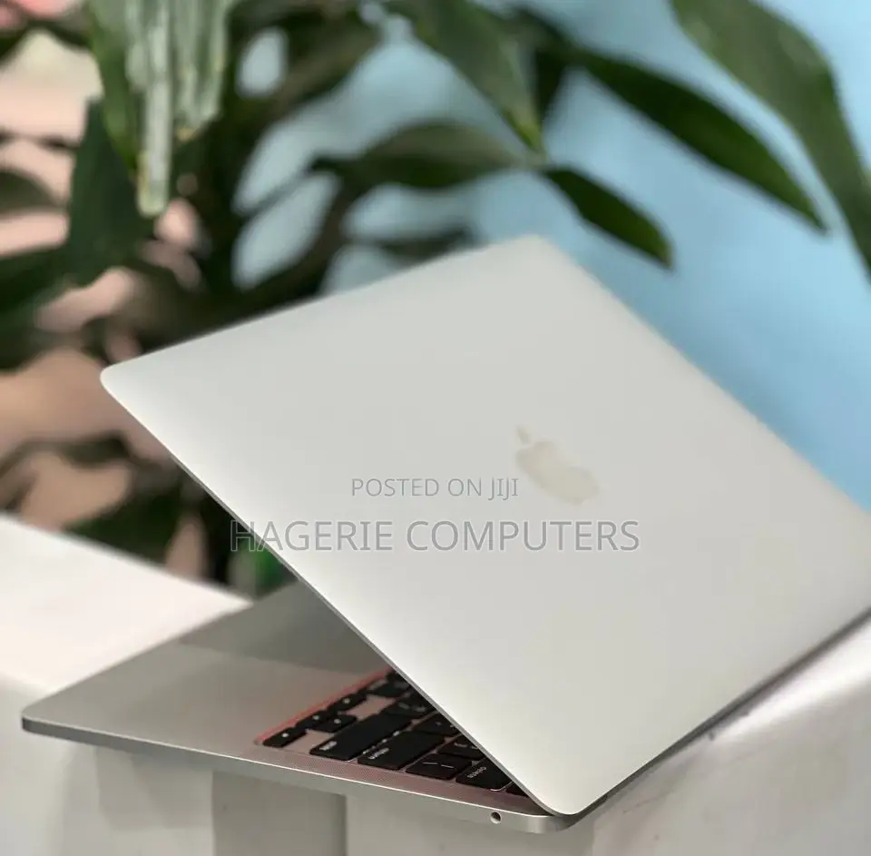 Laptop Apple MacBook Pro 2020 8GB Apple M1 SSD 512GB