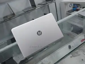 New Laptop HP Envy 15 8GB Intel Core I5 HDD+SSD 1T
