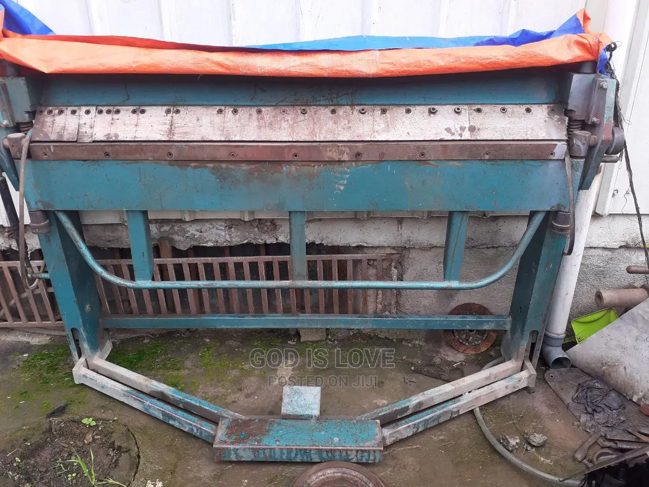 ላሜራ ማጠፊያ ማሽን