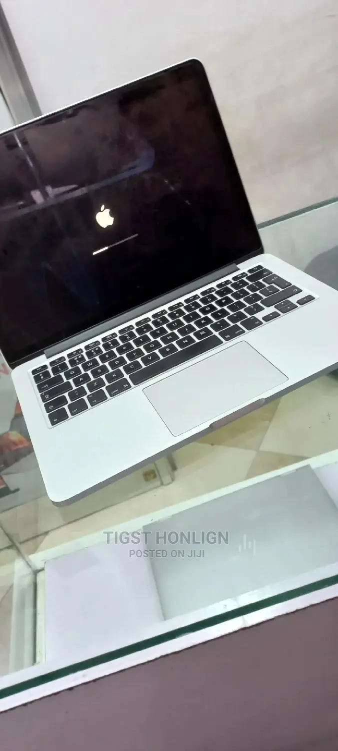 New Laptop Apple MacBook Air 2015 16GB Intel Core I7 SSD 128GB