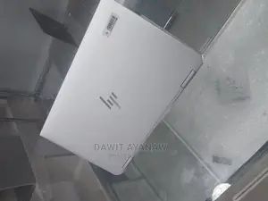 New Laptop HP Spectra 13 16GB Intel Core I7 SSD 512GB