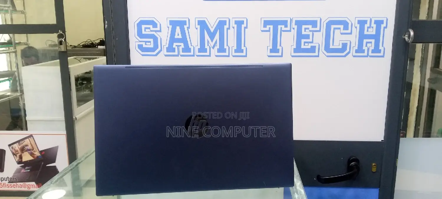 New Laptop HP Pavilion 15 8GB Intel Core I7 SSD 512GB