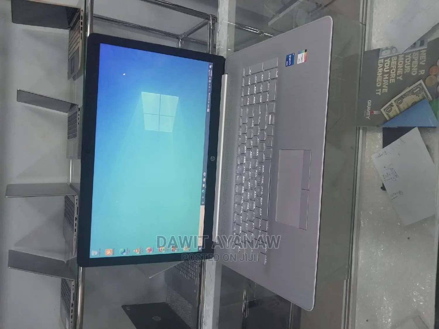 New Laptop HP Spectra 13 16GB Intel Core I7 SSD 512GB