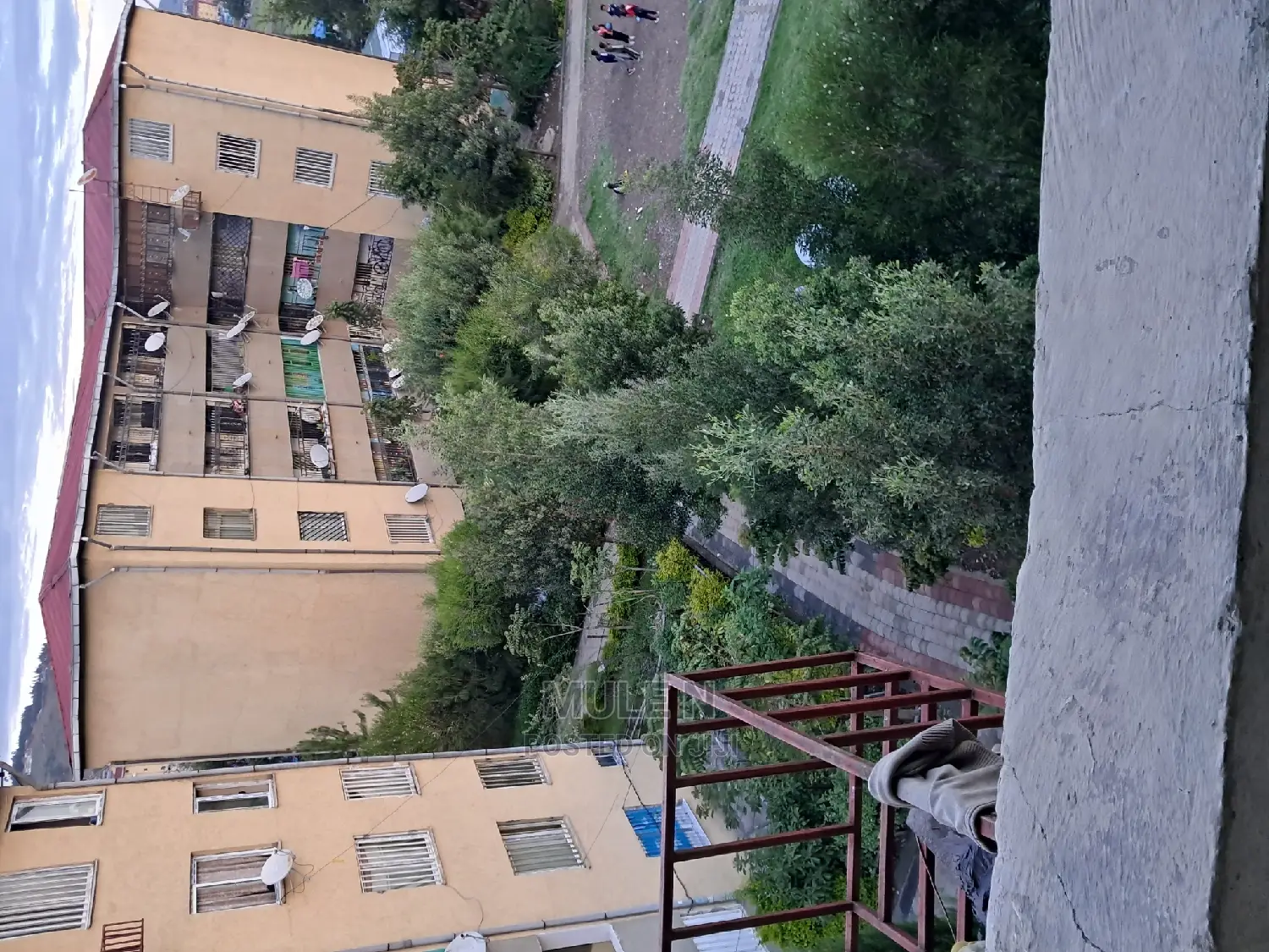 Furnished 1bdrm Condo in ኣባዶ ኮደምኒየም, Yeka for Sale