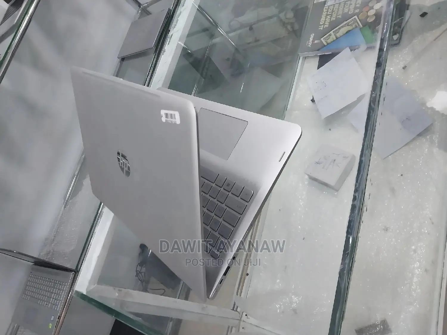 New Laptop HP Envy 15 8GB Intel Core I7 HDD 1T