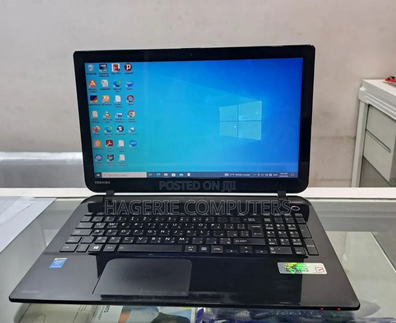 New Laptop Toshiba Satellite C55 4GB Intel Pentium HDD 500GB
