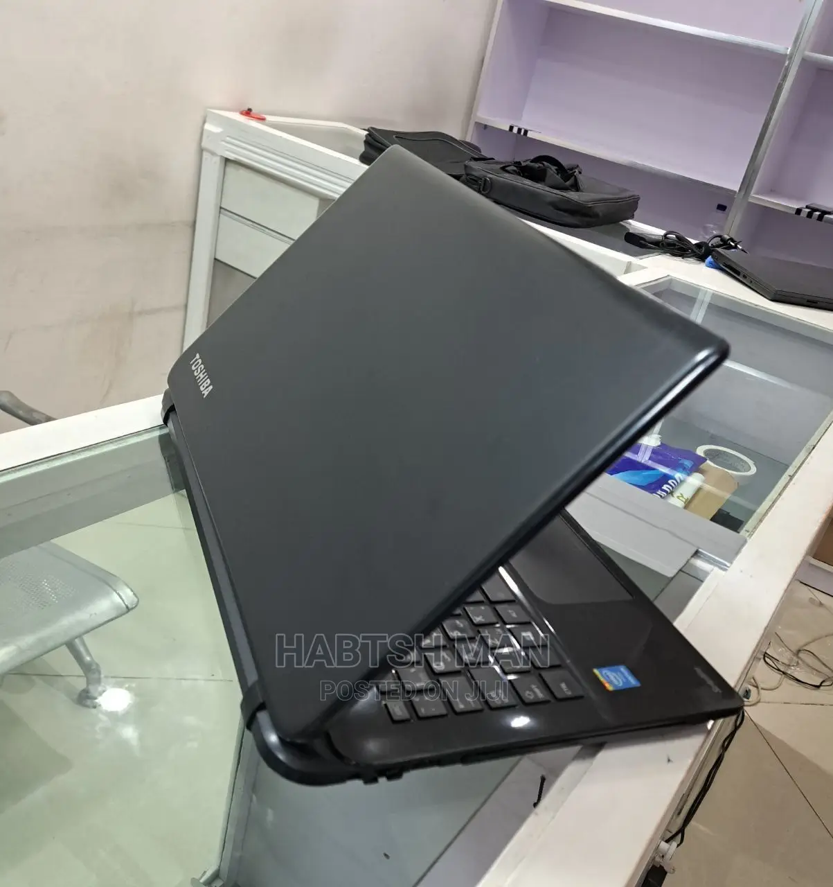 New Laptop Toshiba Satellite C55 4GB Intel Pentium HDD 500GB