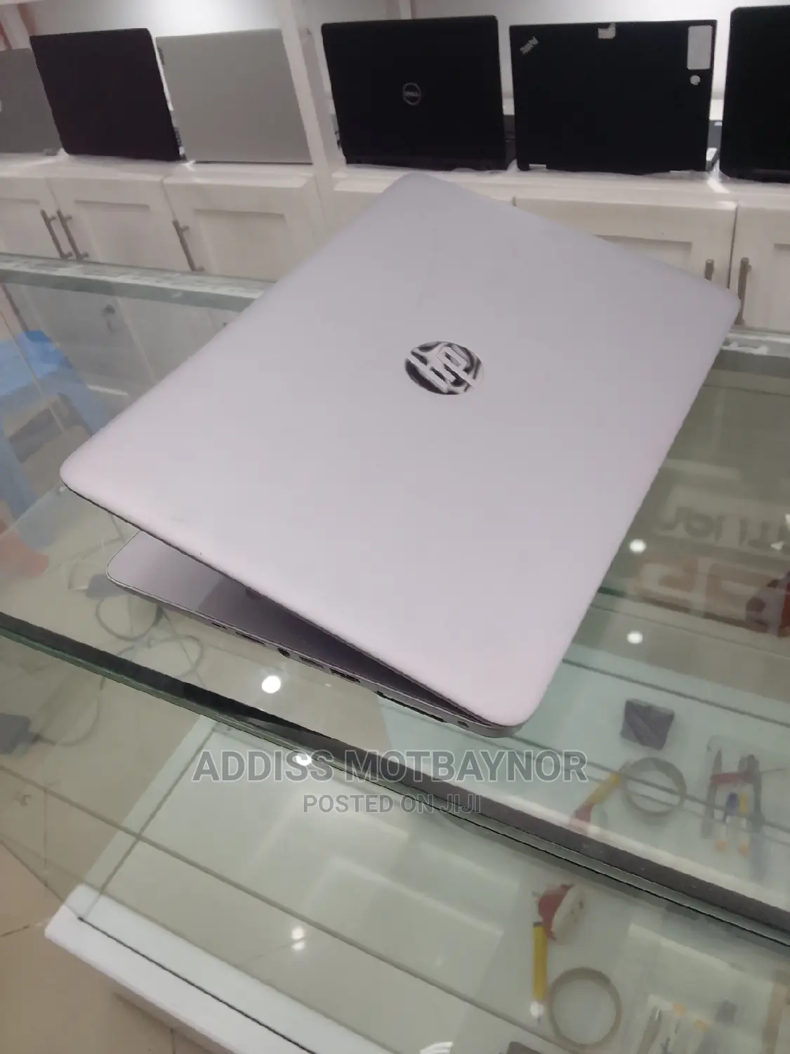 New Laptop HP 14-Dq1088wm 8GB Intel Core I7 HDD 1T