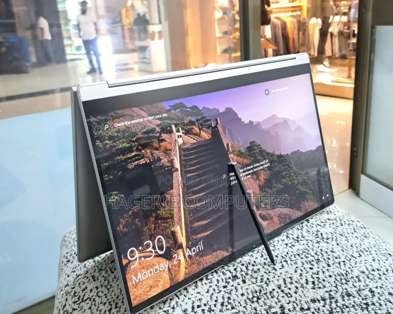 New Laptop Lenovo Yoga 910 16GB AMD Ryzen 5 SSD 512GB