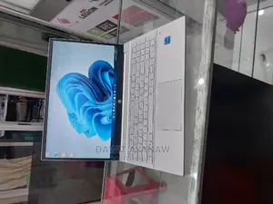 New Laptop HP Pavilion 15 12GB Intel Core I5 SSD 512GB