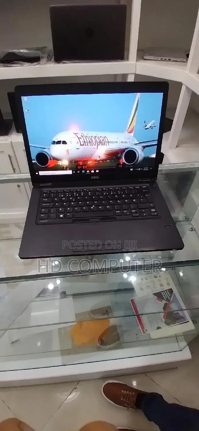 New Laptop Dell Latitude 12 7250 4GB Intel Core I5 SSD 500GB