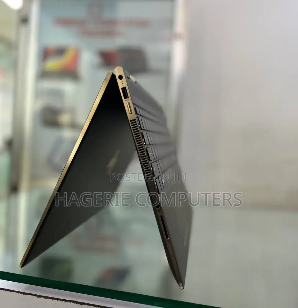 New Laptop HP Spectre X360 13 16GB Intel Core I7 SSD 512GB