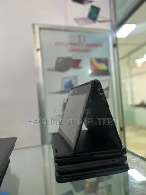 New Laptop HP X2 8GB Intel Core I5 SSD 256GB