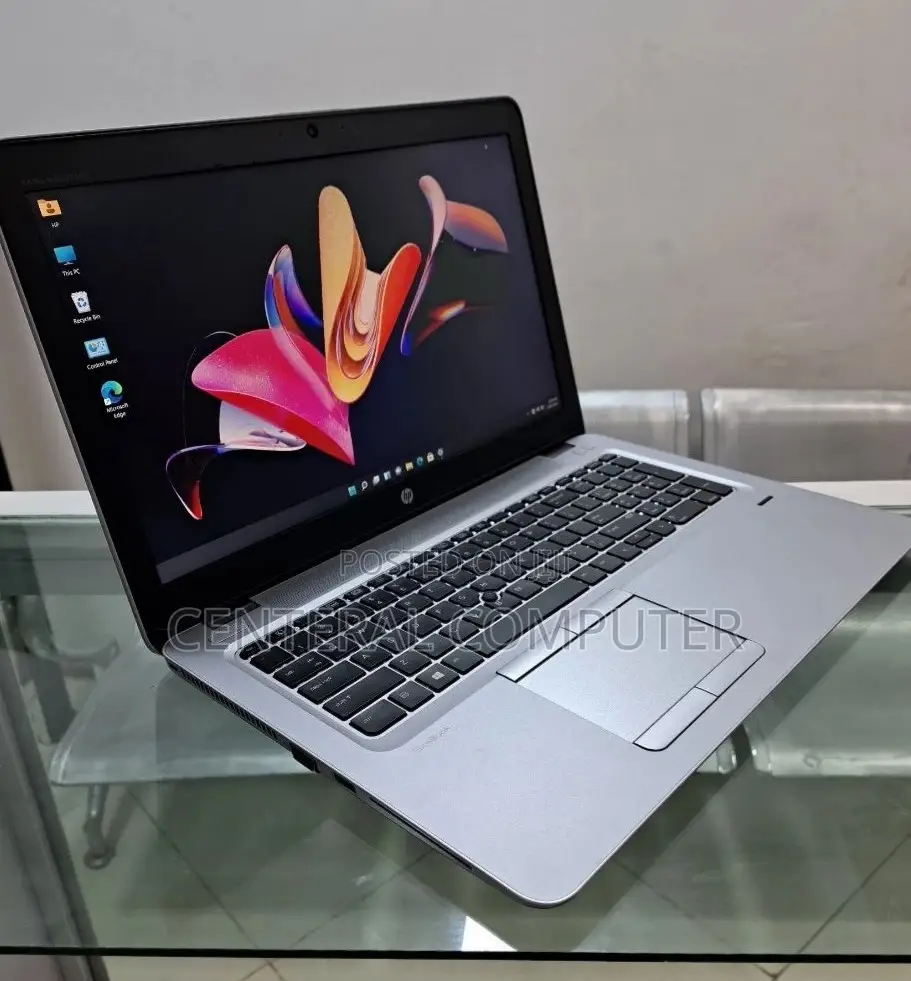 New Laptop HP EliteBook 840 8GB Intel Core I7 HDD 1T