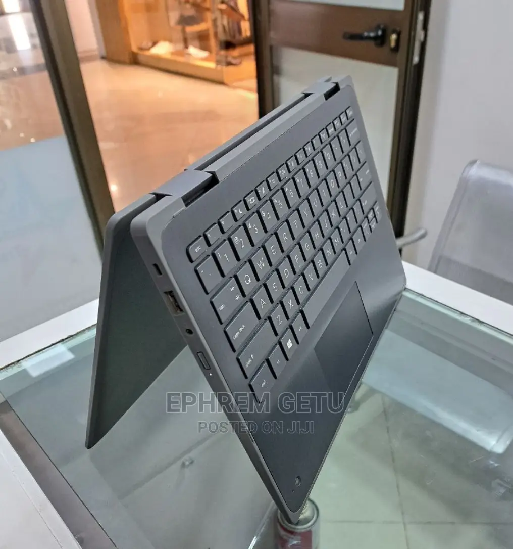 New Laptop HP Pavilion 13 8GB Intel Core I3 SSD 256GB