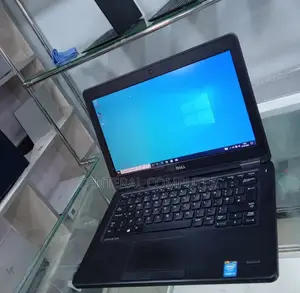 Photo - Laptop Dell Latitude 5310 4GB Intel Core I5 HDD 500GB