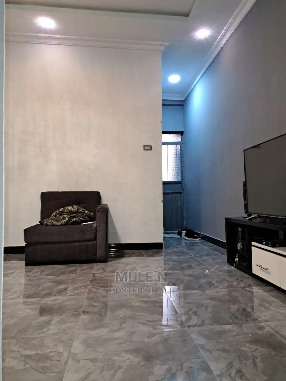 Furnished 2bdrm Condo in ቡልጋሪያ ኮንደሚኒየም, Lideta for sale