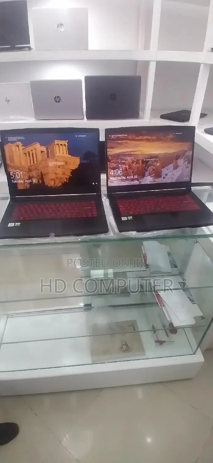 New Laptop MSI 8GB Intel Core I5 SSD 256GB