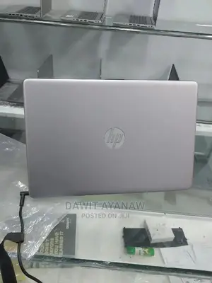 New Laptop HP Stream Notebook 8GB Intel Core I3 HDD 1T