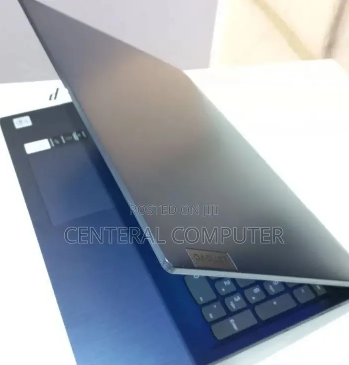 New Laptop Lenovo ThinkPad A30p 256GB Intel Core I3 SSD 256GB