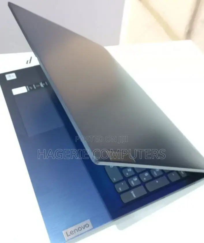 New Laptop Lenovo 100e 8GB Intel Core I3 SSD 256GB