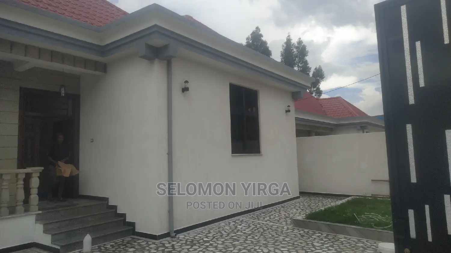 4bdrm House in Villa, Yeka for Sale