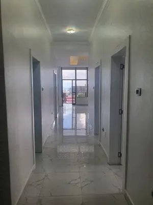 Furnished 5bdrm Apartment in Yeka for Sale