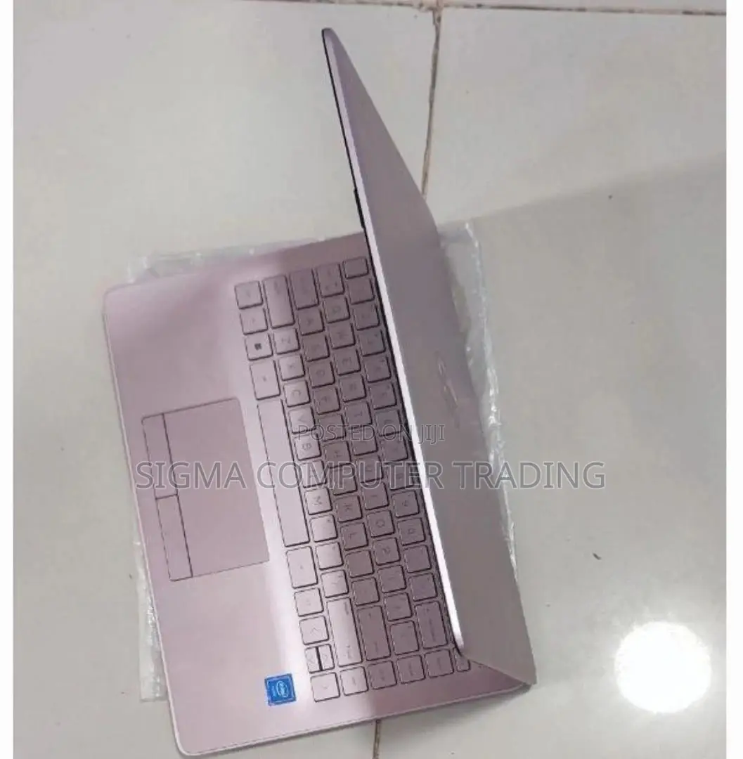 New Laptop HP Pavilion 13 4GB Intel Core 2 Quad SSD 60GB