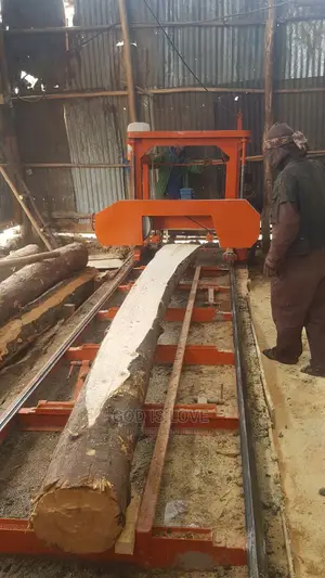 ጣዉላ መሰንጠቂያ ማሽን