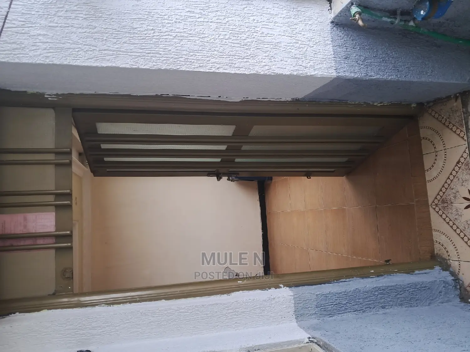 Furnished 1bdrm Condo in ኣባዶ ኮንደሚኒየም, Yeka for Sale