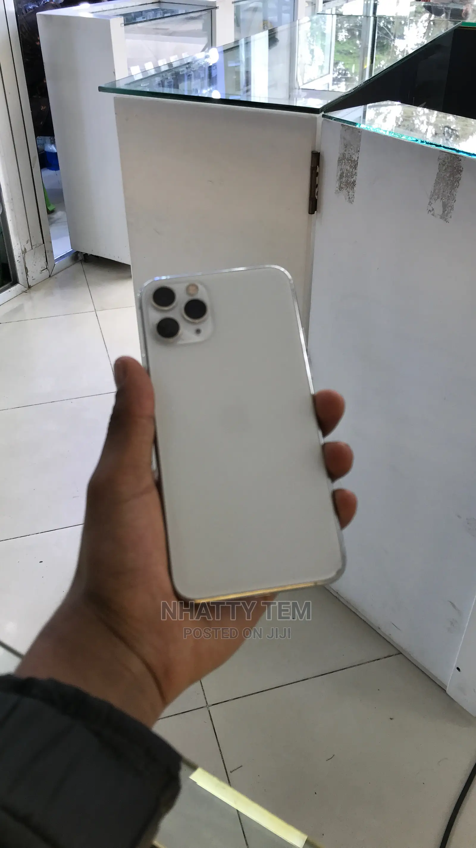 New Apple iPhone 11 Pro 64 GB White