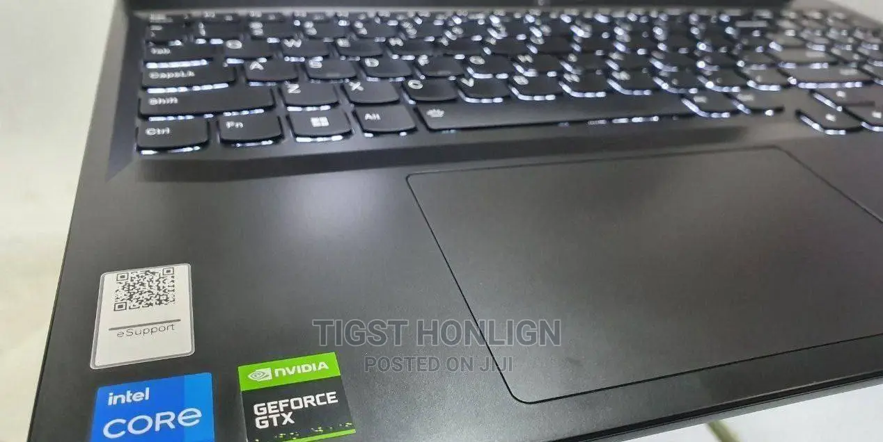 New Laptop Lenovo Ideapad 3 16GB Intel Core I7 SSD 256GB