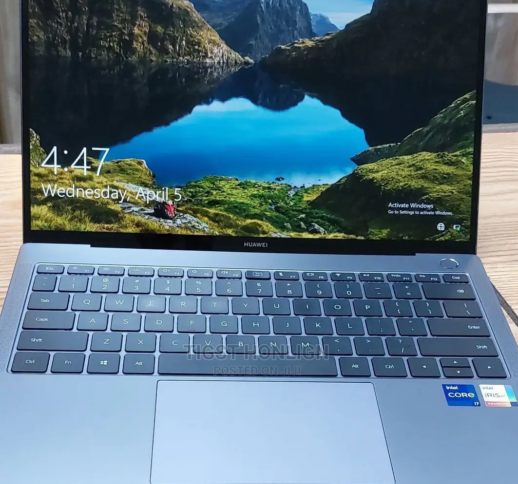 New Laptop Huawei MateBook 13 WRT-W19E 16GB Intel Core I7 SSD 512GB