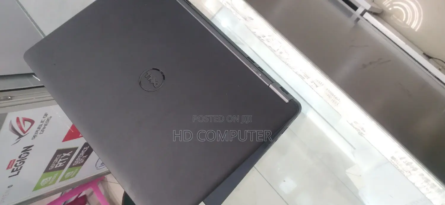 New Laptop Dell Latitude 12 E7250 8GB Intel Core i5 HDD 1T