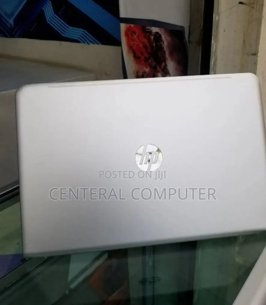 New Laptop HP 14-Dq2031tg 8GB Intel Core I5 SSD 512GB